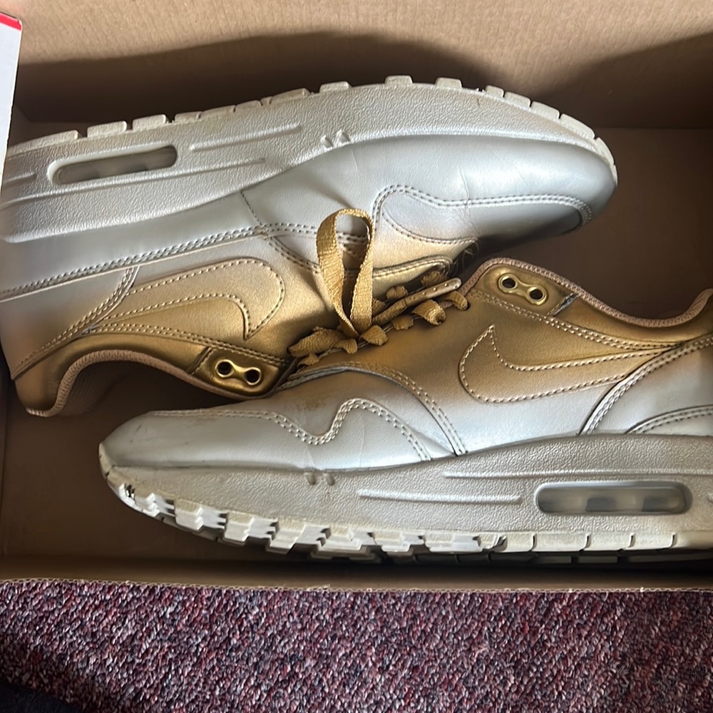 Mike Air Max